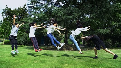 ＃來(lái)一張讓你看上去好像有超能力的照片 ＃放膽來(lái)