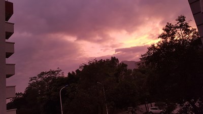 世界一角的美麗晚霞