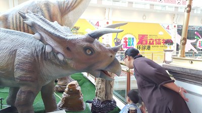 “美女”與“野獸”的合影#放膽來(lái)