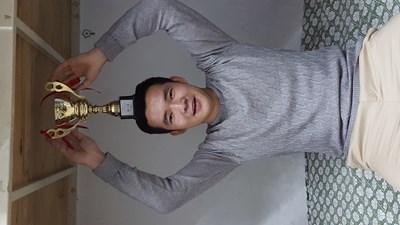 #戴一個(gè)別人意想不到的“帽子”拍照#放膽來(lái)