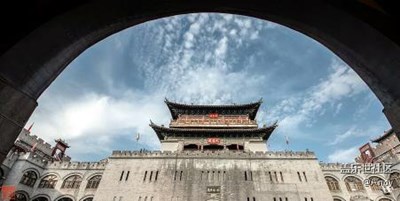 沒(méi)錯(cuò)，就是它！S6 edge+