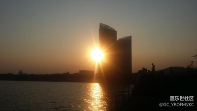 與陽(yáng)光邂逅