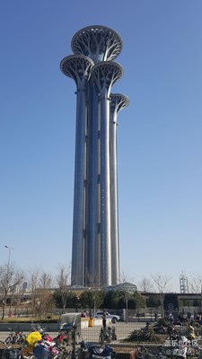 釘子塔