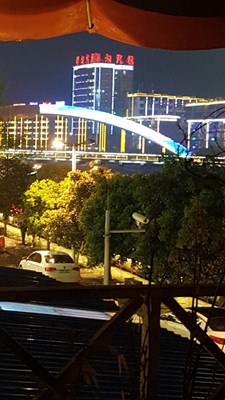 愛不一樣 夜游精靈