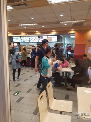 【勞動(dòng)者的歌】+南京+KFC服務(wù)員