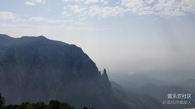 帶著小7游山水。