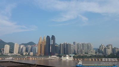 江邊