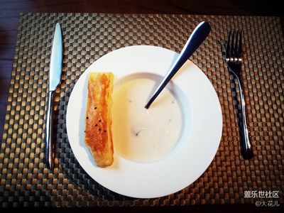 唯愛與美食不可辜負