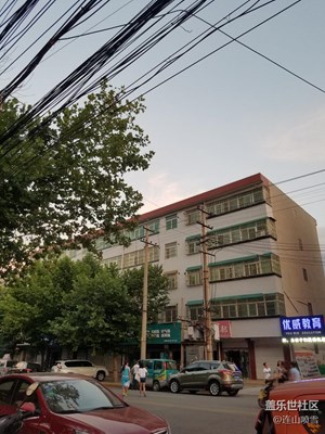試一下發(fā)帖時拍的照片能存到手機(jī)上嗎