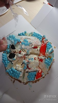 一只慘不忍睹的多啦A夢