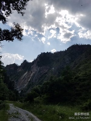 山色