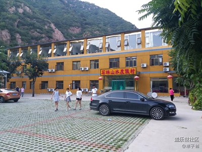 石林峽景區(qū)農家院燒烤