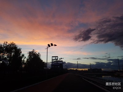 夕陽(yáng)紅
