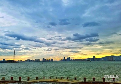 帶上S7在海邊坐等臺(tái)風(fēng)來臨