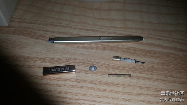 三星note5觸控筆拆解