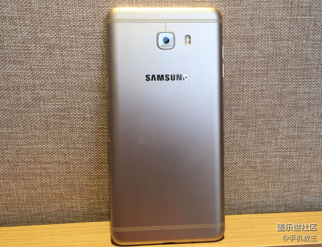 三星Galaxy C9 Pro ，年輕人必備的社交輕旗艦時(shí)尚單品