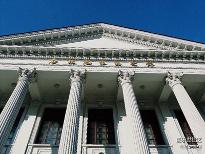 它見證了冰城的滄桑