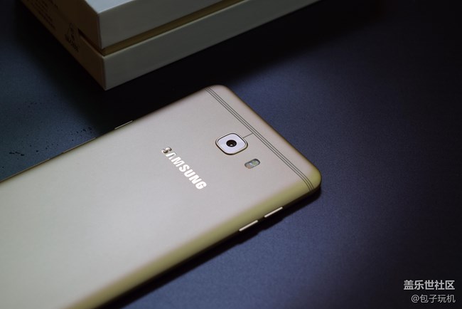 內(nèi)外兼修的輕旗艦 三星Galaxy C9 Pro體驗 內(nèi)外兼修的輕旗艦 三星Galaxy C9 Pro體驗