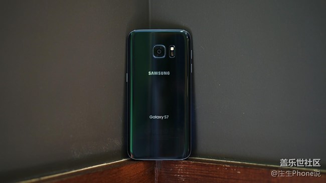沒有雙曲面也依舊很美 — 三星S7圖賞