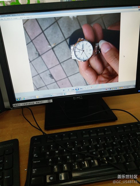 c5反人類設(shè)計啊，拍照傳到電腦上是反的。