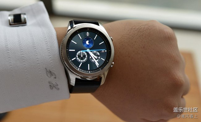 【用科技智造時(shí)間】我的圣誕禮物： Gear S3 Classic