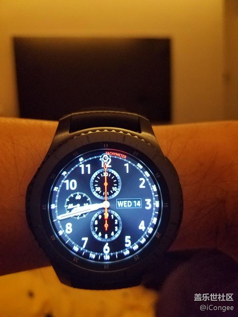 【用科技智造時間】不必那么像智能設備的智能手表