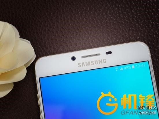 【轉】微縫技術的美 三星C9 Pro外觀工藝解析