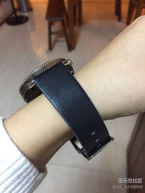 【用科技智造時(shí)間】Gear S3 女孩子帶真心太大！