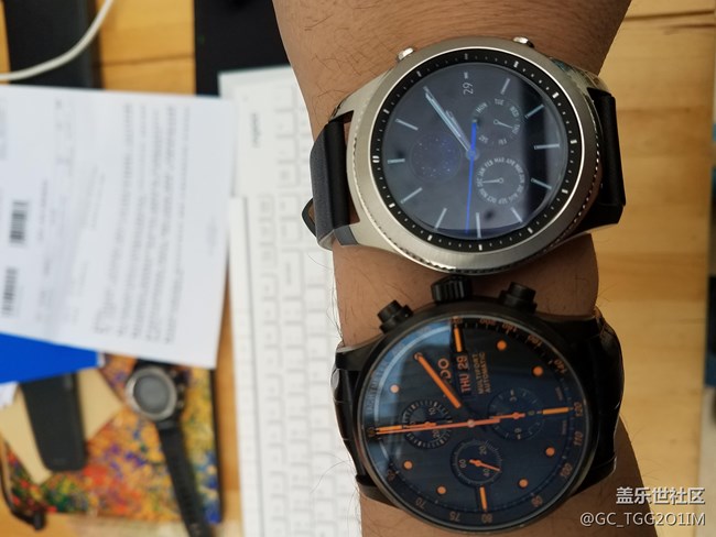 【用科技智造時間】經(jīng)典智造時間，與登山表和機械表對比圖