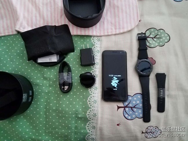 【用科技智造時(shí)間】好貨不怕晚的Gear S3