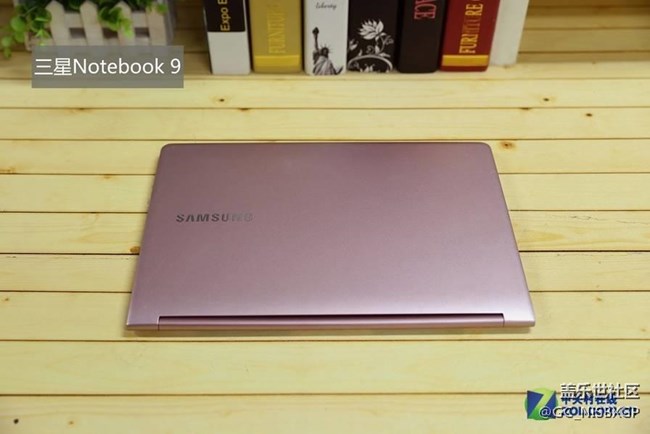 世界13.3英寸最輕本 三星Notebook 9圖賞 世界13.3英寸最輕本 三星Notebook 9圖賞
