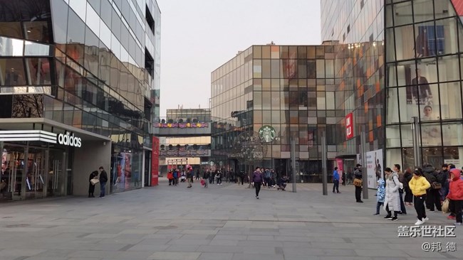 大年初七開工 三里屯隨拍