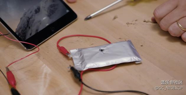 新型固態(tài)防爆電池 簡直是三星Note7的救星