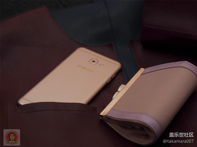 三星Galaxy C7 Pro 開(kāi)箱上手圖集