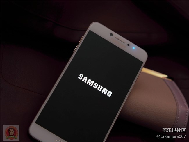 三星Galaxy C7 Pro 開(kāi)箱上手圖集