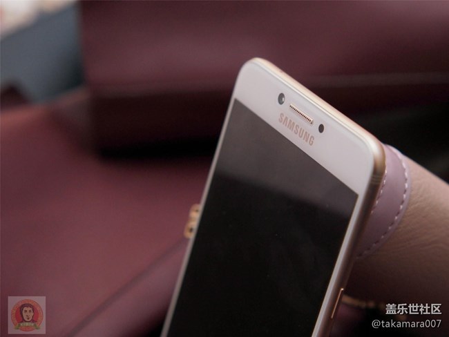 三星Galaxy C7 Pro 開(kāi)箱上手圖集