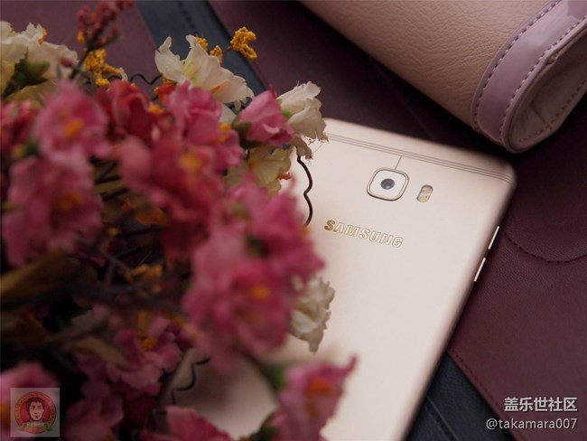 三星Galaxy C7 Pro 開(kāi)箱上手圖集
