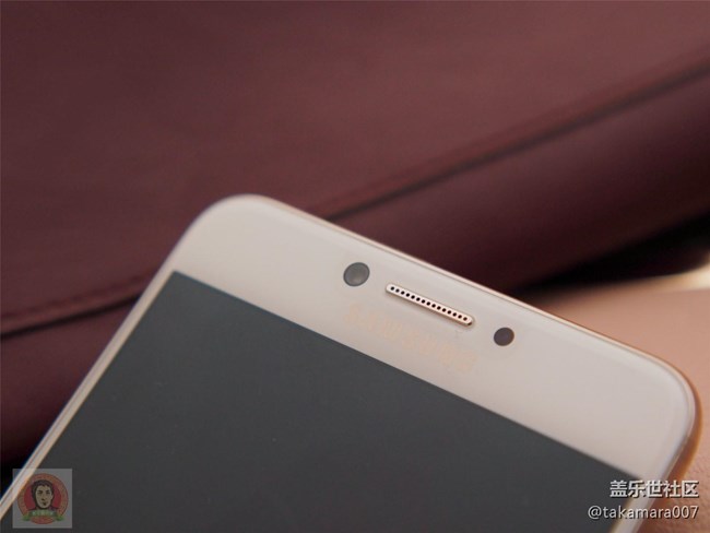 三星Galaxy C7 Pro 開(kāi)箱上手圖集