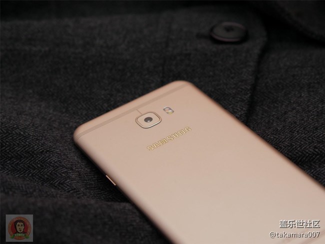 三星Galaxy C7 Pro 開(kāi)箱上手圖集