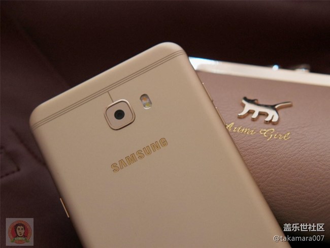三星Galaxy C7 Pro 開(kāi)箱上手圖集