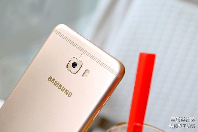 誰(shuí)說(shuō)濃縮就不是精華，三星Galaxy C7 Pro深度體驗(yàn)