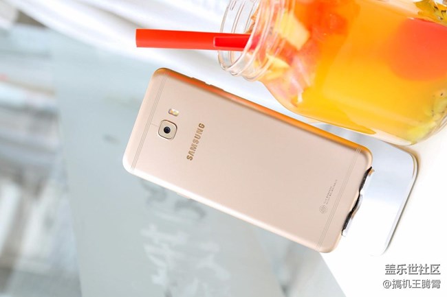 誰(shuí)說(shuō)濃縮就不是精華，三星Galaxy C7 Pro深度體驗(yàn)