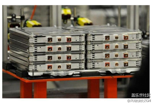 鋰電之父終于出手了！手機(jī)告別一天一充