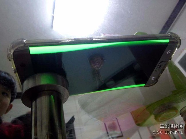 這個跑馬燈效果不錯值得發(fā)帖