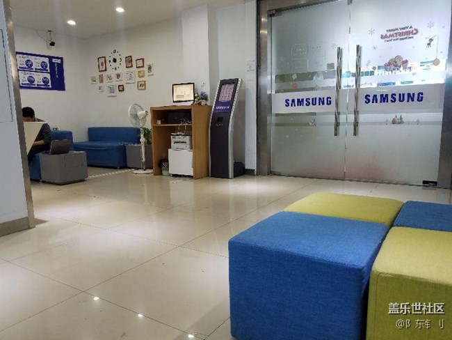 來售后換屏幕了