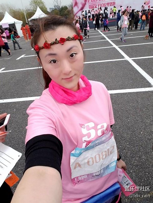 櫻花節(jié)首屆女子十公里路跑