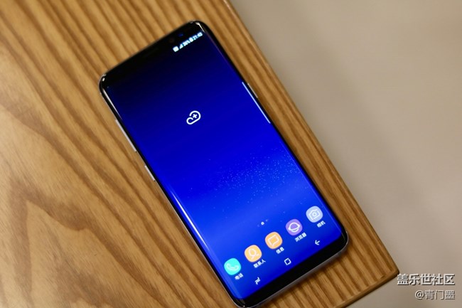 三星Galaxy S8真機圖賞！雙曲面加屏占比簡直逆天