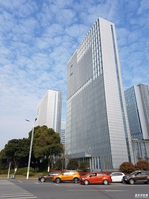 好春光，不如夢一場