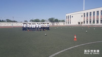 校園足球……授課