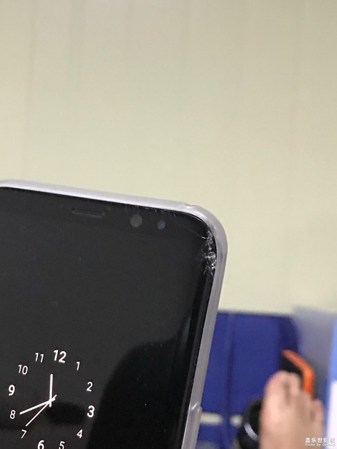 不是說(shuō)3代大猩猩1.5高掉落沒(méi)事嗎？